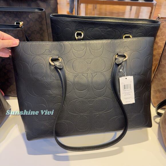 NWT Bundle COACH CCD49 Station Tote Bag & CCL35 Long Wallet Signature Gold/Black - Picture 7 of 11